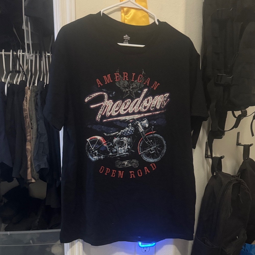 Jag Jeans Black Graphic Tee